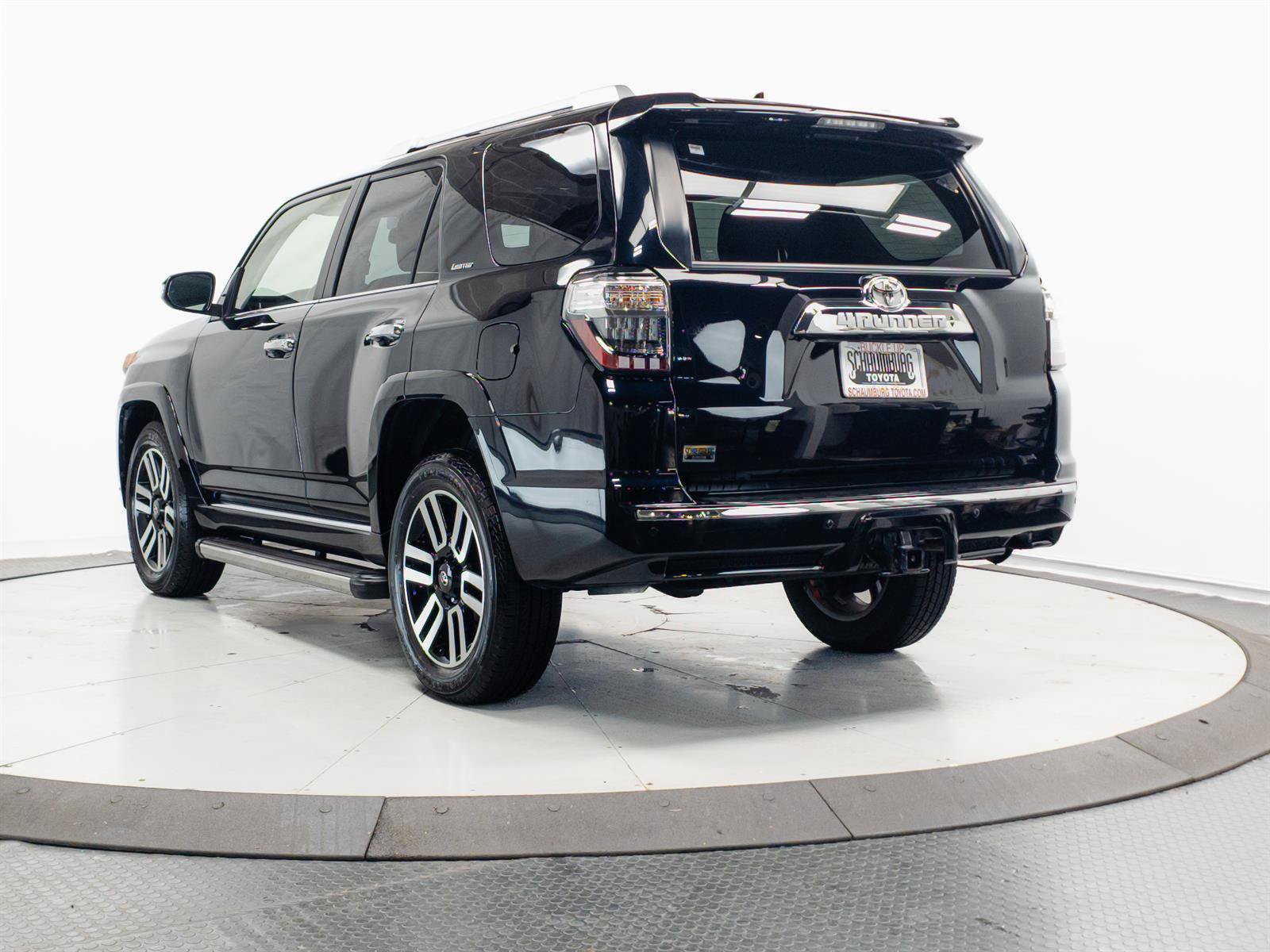 Certified 2022 Toyota 4Runner Limited AWD/4WD image 9