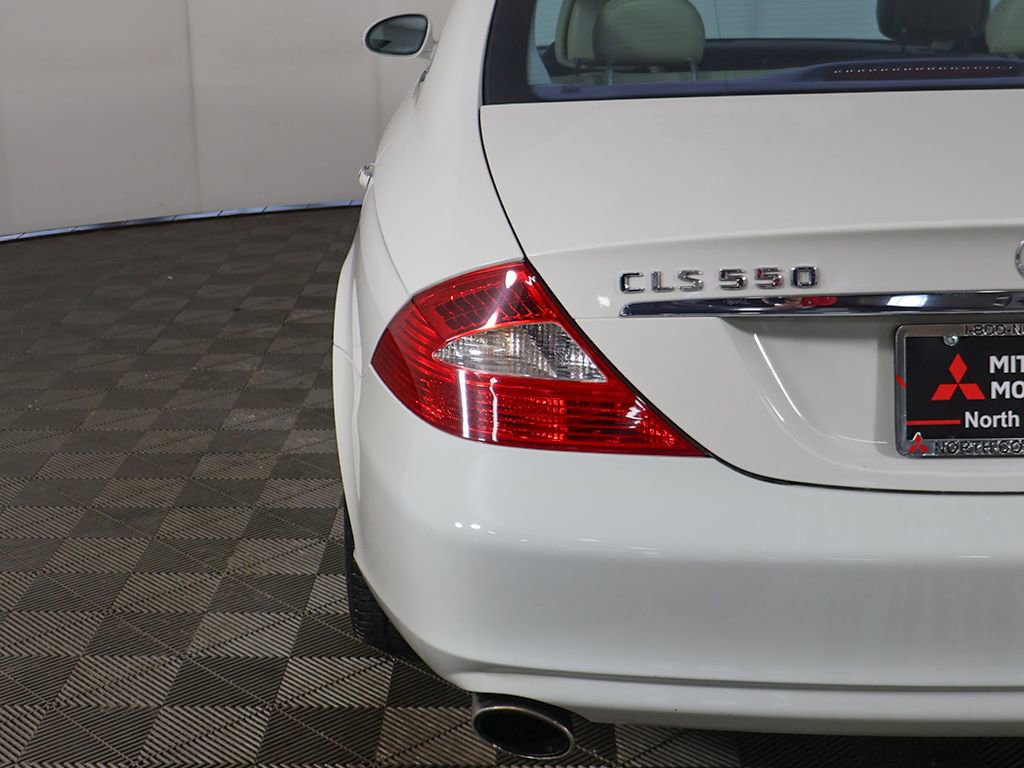 Used 2007 Mercedes-Benz CLS 550 image 14