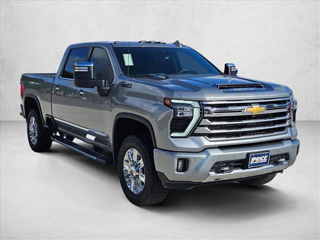 Used 2024 Chevrolet Silverado 2500 High Country w/ High Country Premium Package AWD/4WD image 3