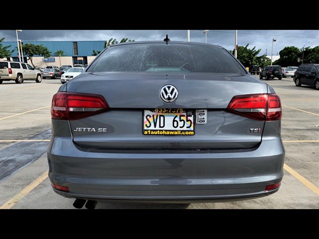 Used 2016 Volkswagen Jetta SE FWD image 6