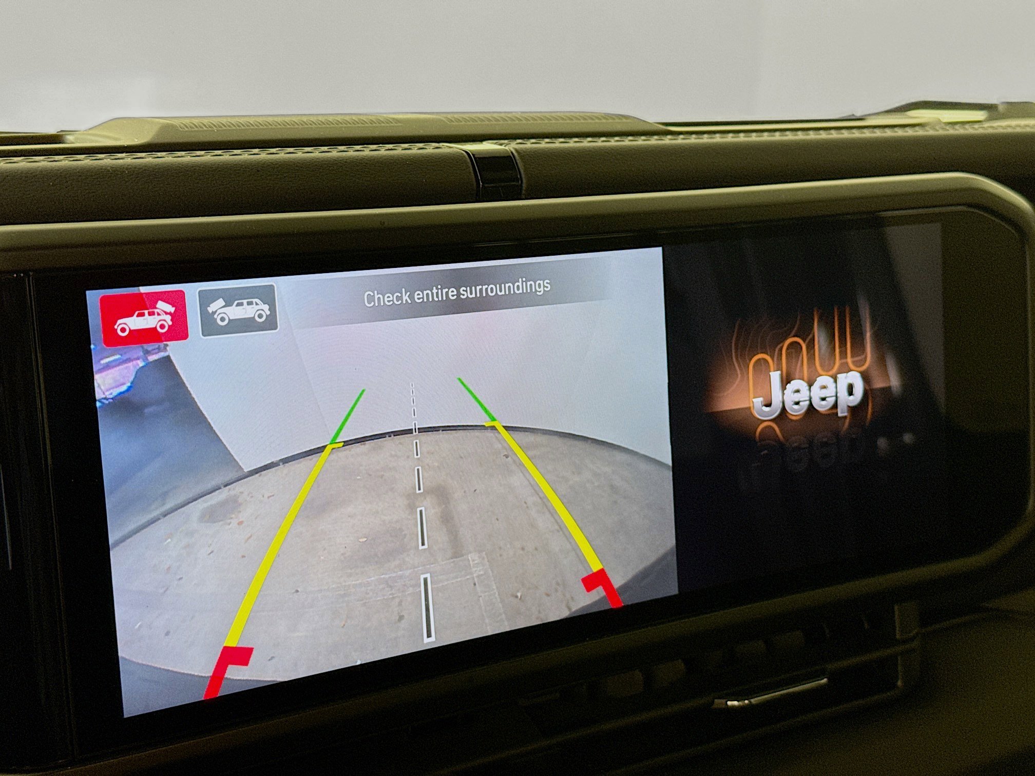 Used 2024 Jeep Wrangler Unlimited Rubicon image 16