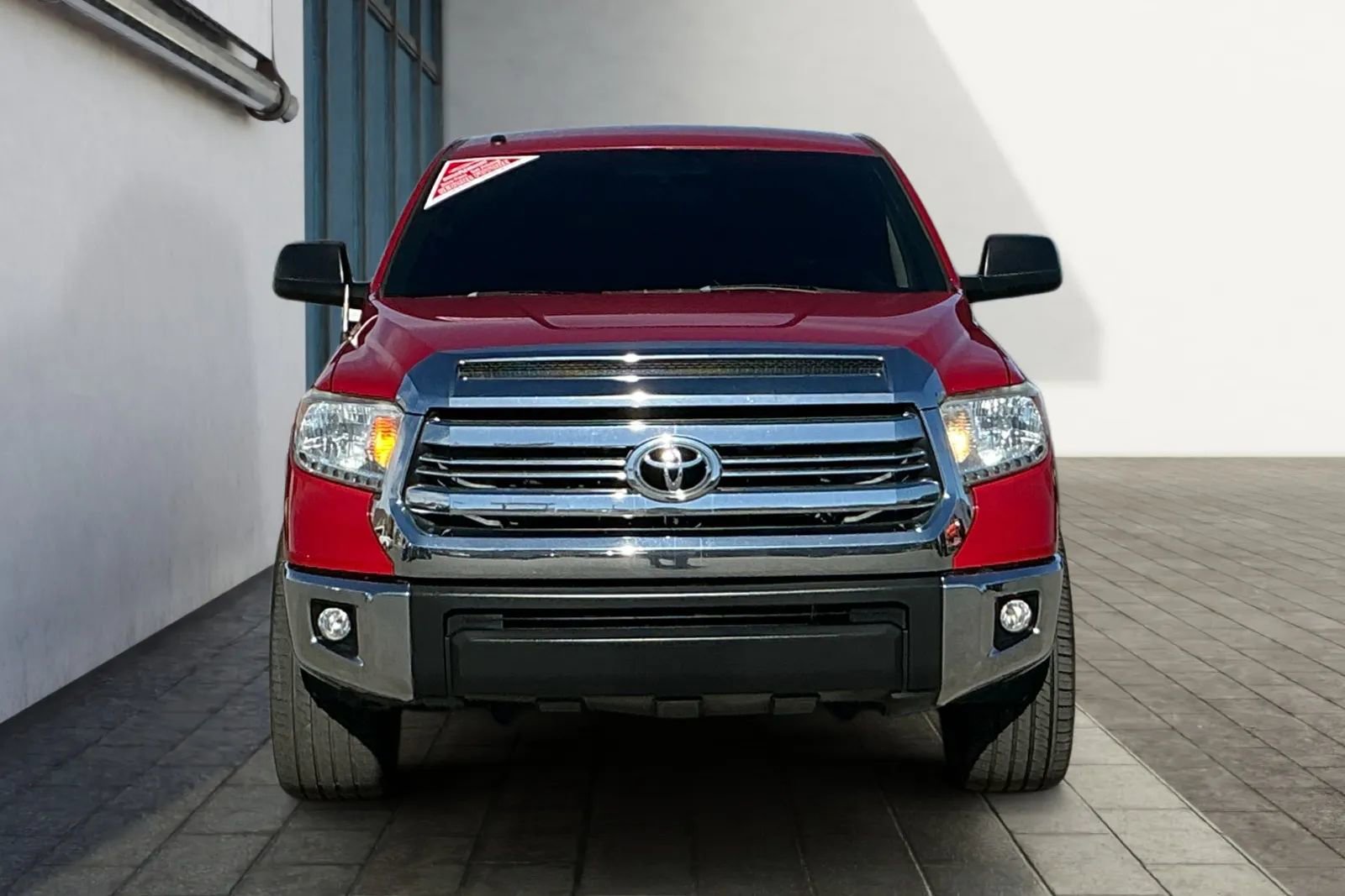 Used 2017 Toyota Tundra SR5 image 7
