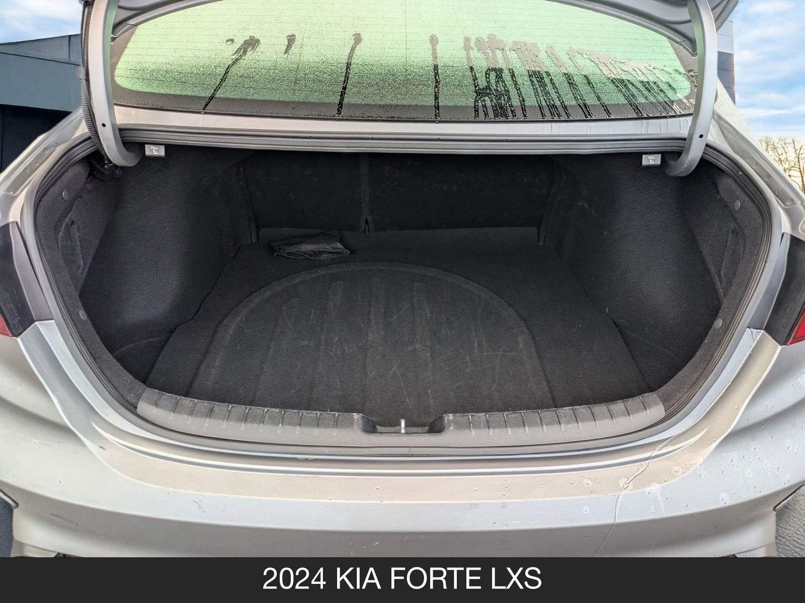 Used 2024 Kia Forte LXS image 21