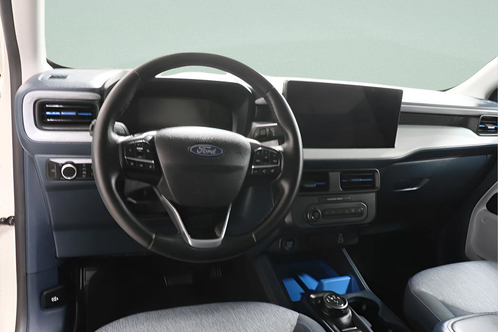 Used 2025 Ford Maverick XLT w/ XLT Luxury Package image 8