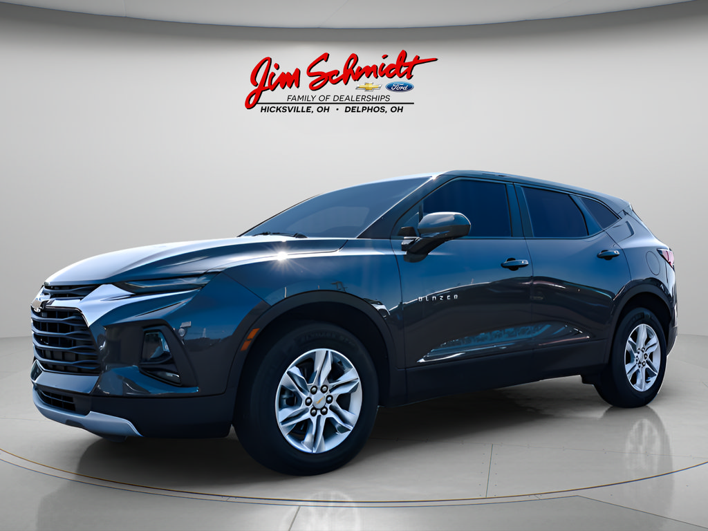 Used 2021 Chevrolet Blazer LT w/ LPO, Sport Package FWD image 3
