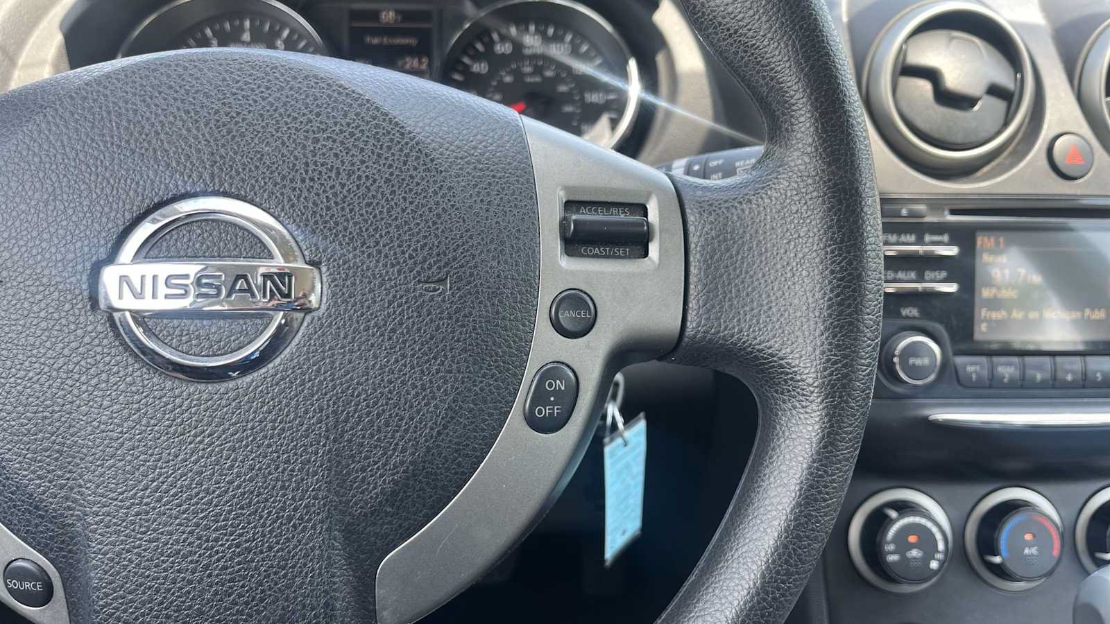 Used 2014 Nissan Rogue S w/ Convenience Package AWD/4WD image 37