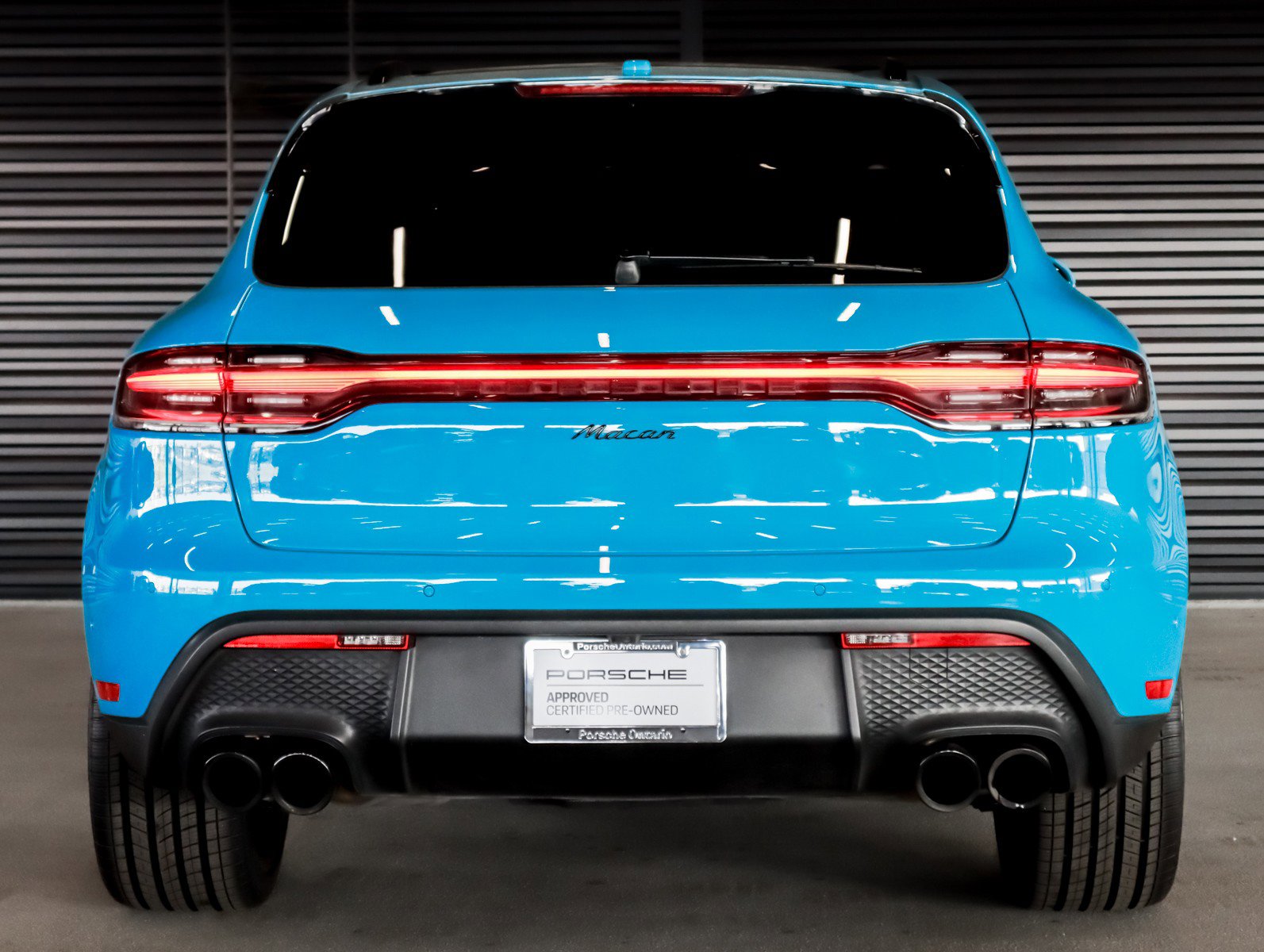 Certified 2022 Porsche Macan image 9