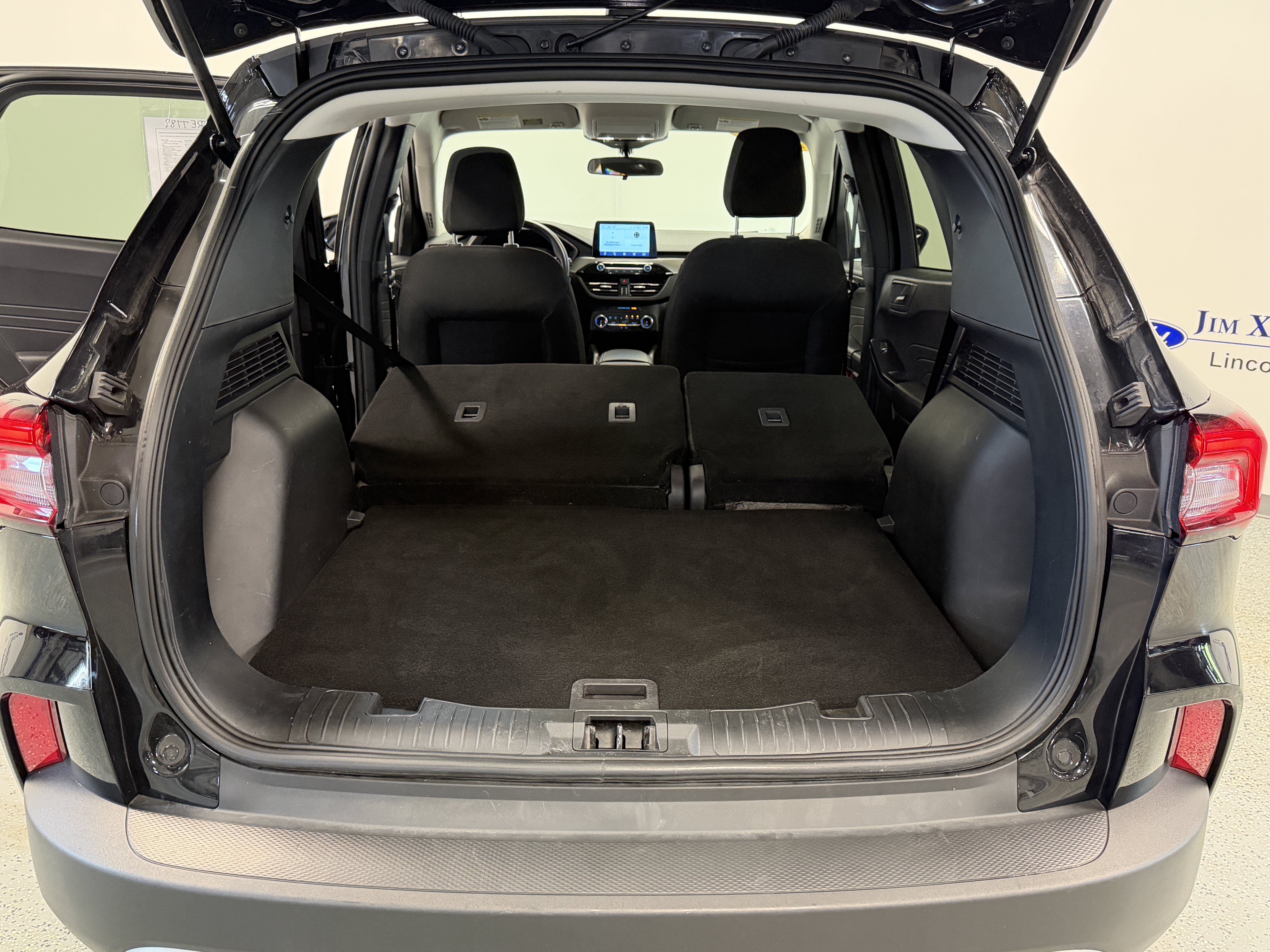 Used 2025 Ford Escape Active AWD/4WD image 24