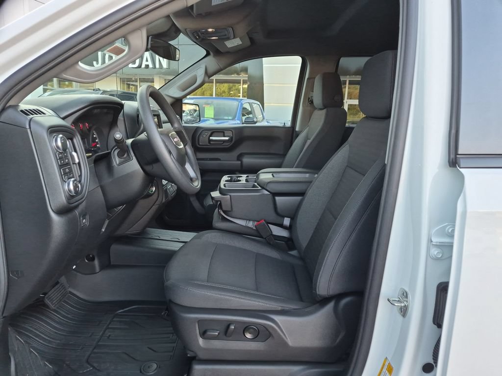 New 2026 GMC Sierra 1500 Pro w/ Graphite Edition AWD/4WD image 18