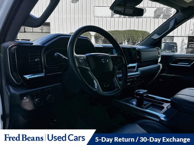 Used 2023 Chevrolet Silverado 1500 LT Trail Boss w/ LT Trail Boss Premium Package AWD/4WD image 13