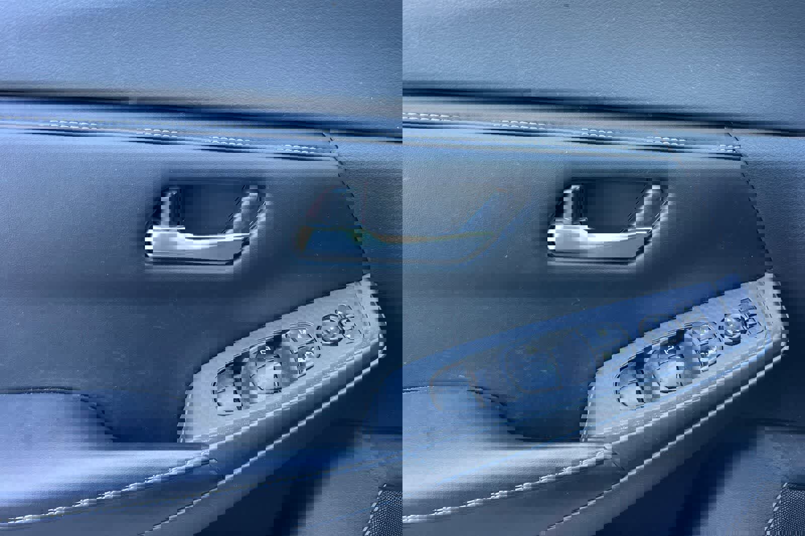 Used 2021 Nissan Sentra SV image 13