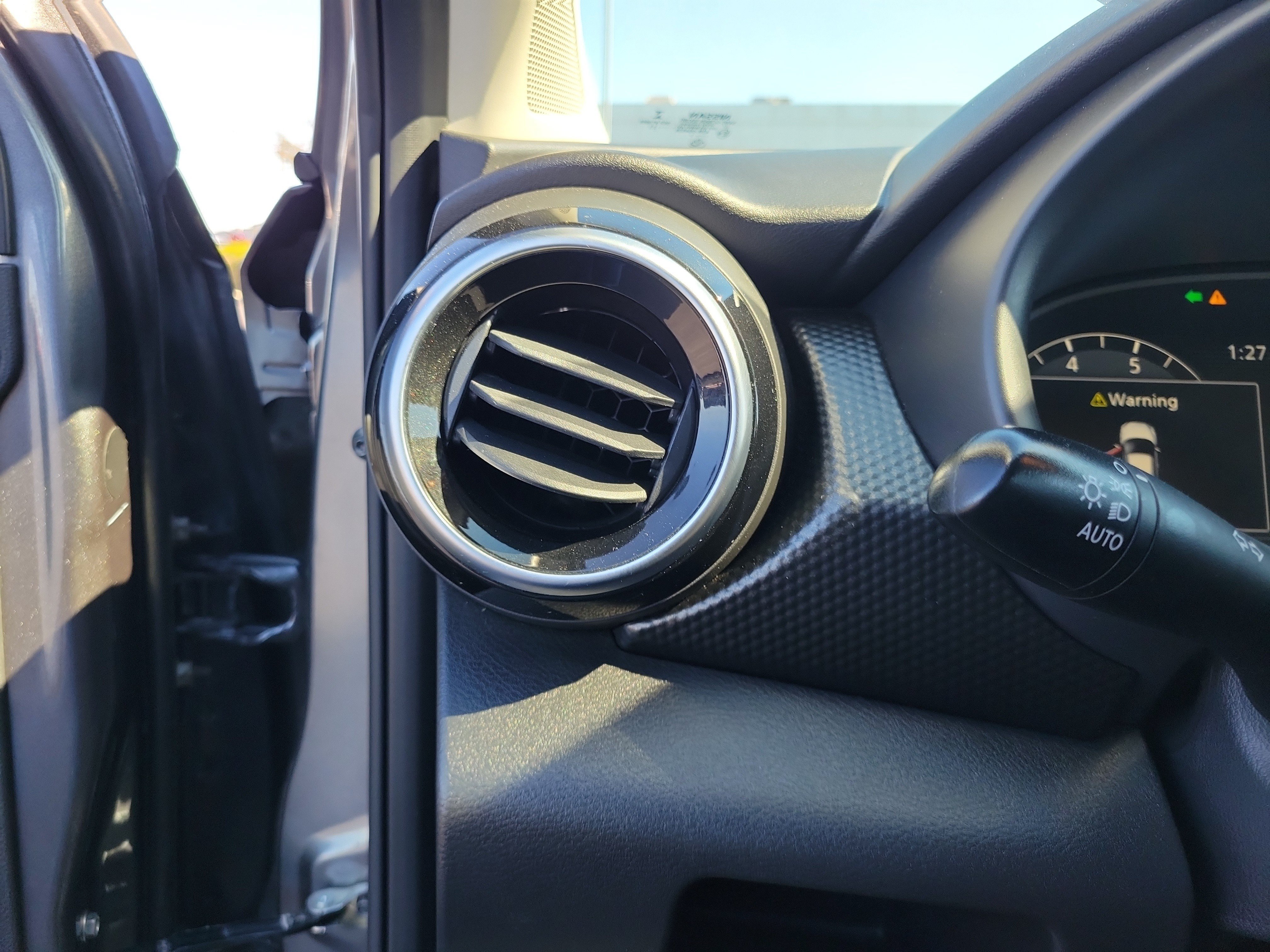 Certified 2023 Nissan Kicks SV FWD image 20