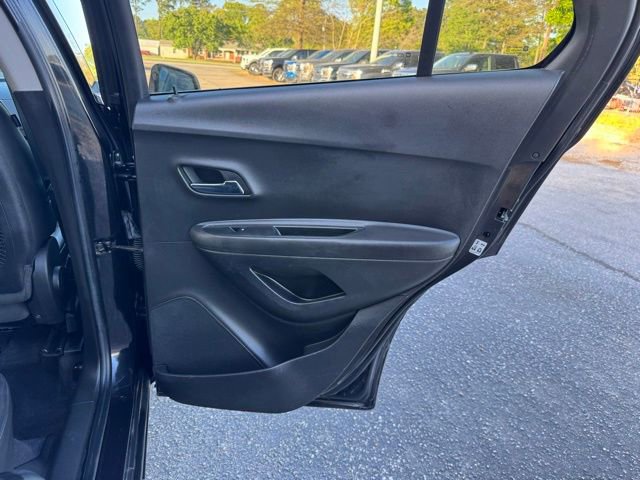 Used 2016 Chevrolet Trax LTZ w/ LPO, Protection Package image 12
