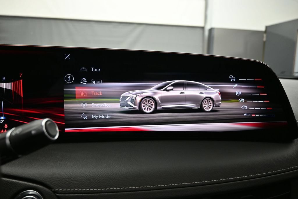 Certified 2025 Cadillac CT5 V Blackwing w/ Carbon Fiber 2 Package RWD image 29