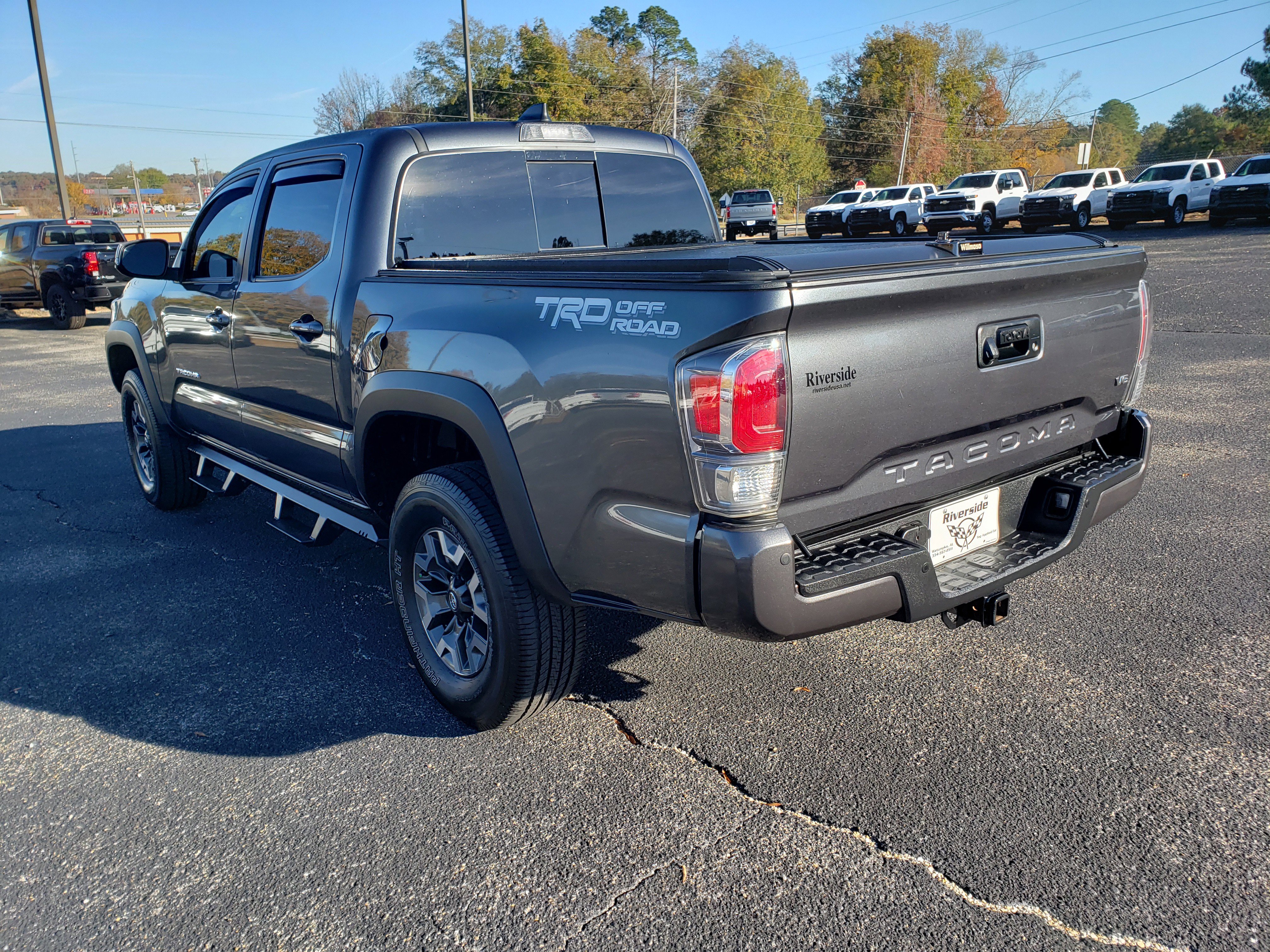 Used 2022 Toyota Tacoma TRD Off-Road w/ Technology Package image 6