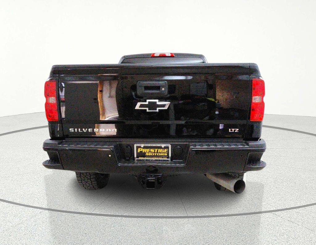 Used 2018 Chevrolet Silverado 2500 LTZ w/ Duramax Plus Package AWD/4WD image 7