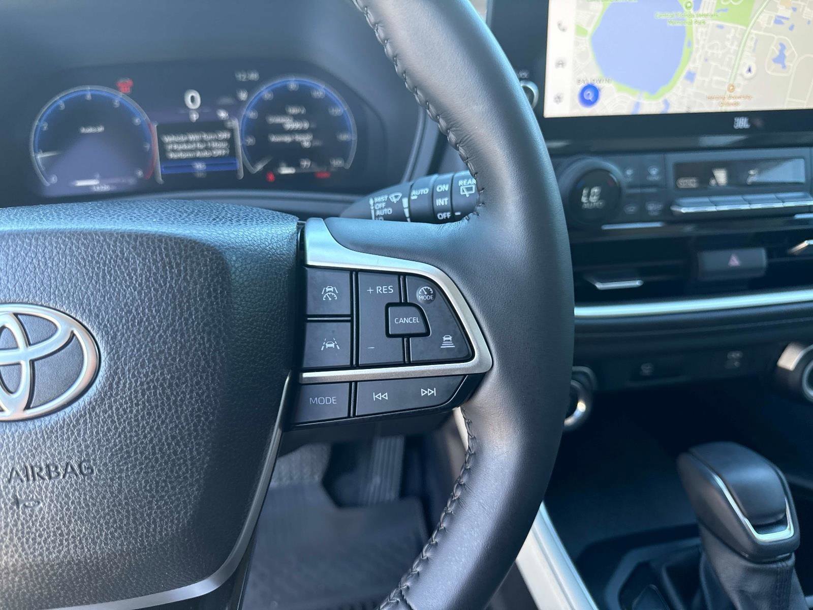 Used 2024 Toyota Grand Highlander Limited image 33