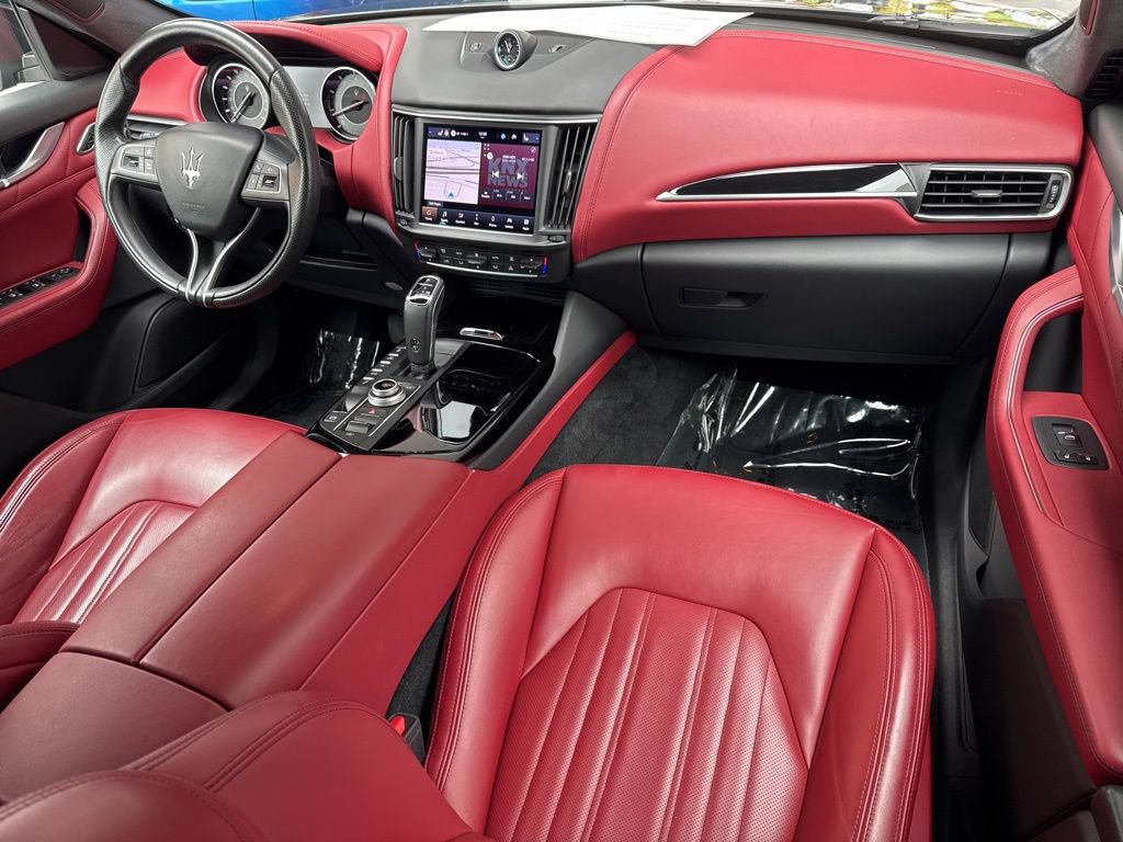 Certified 2022 Maserati Levante GT AWD/4WD image 14