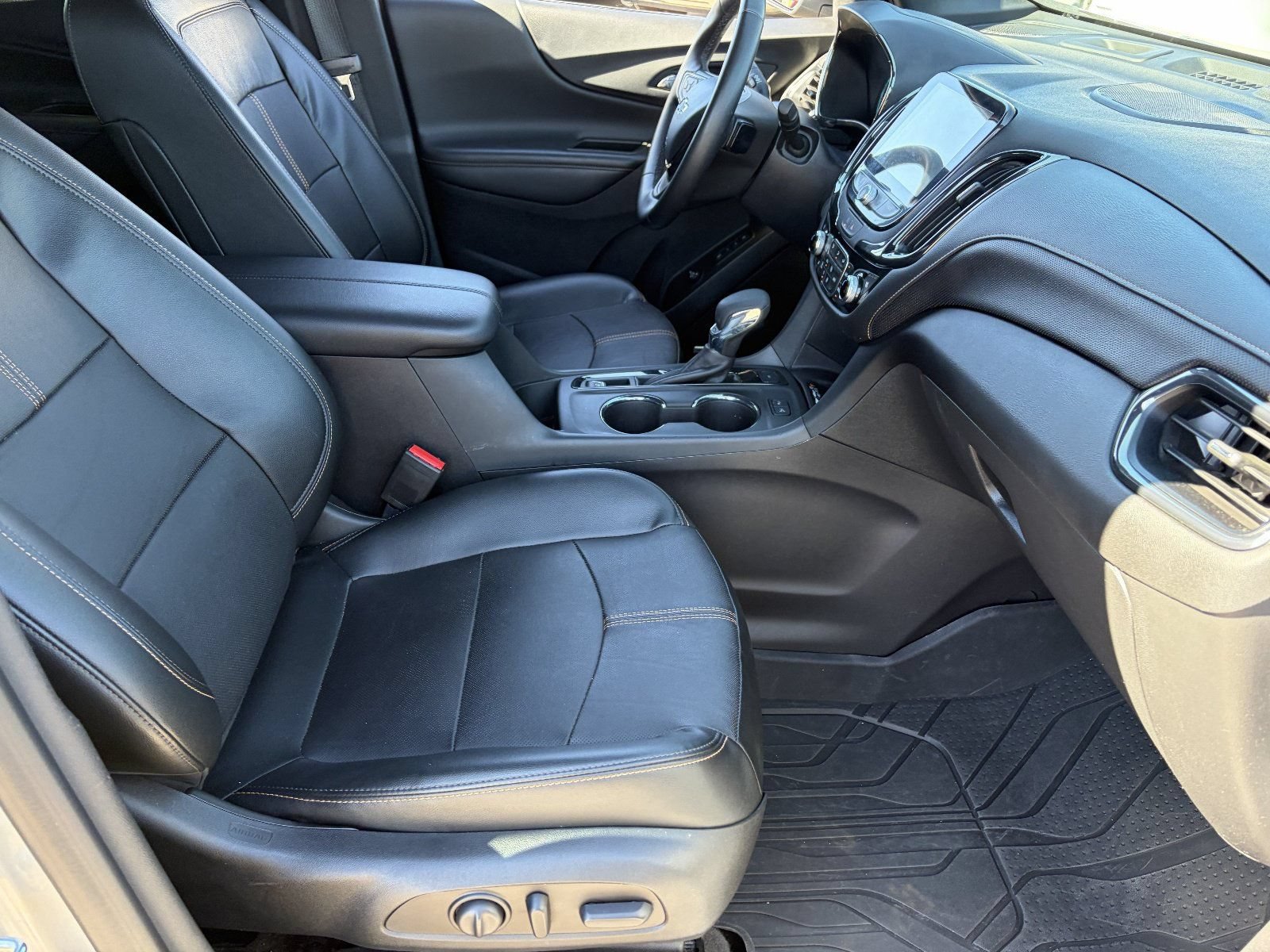 Certified 2024 Chevrolet Equinox Premier AWD/4WD image 12