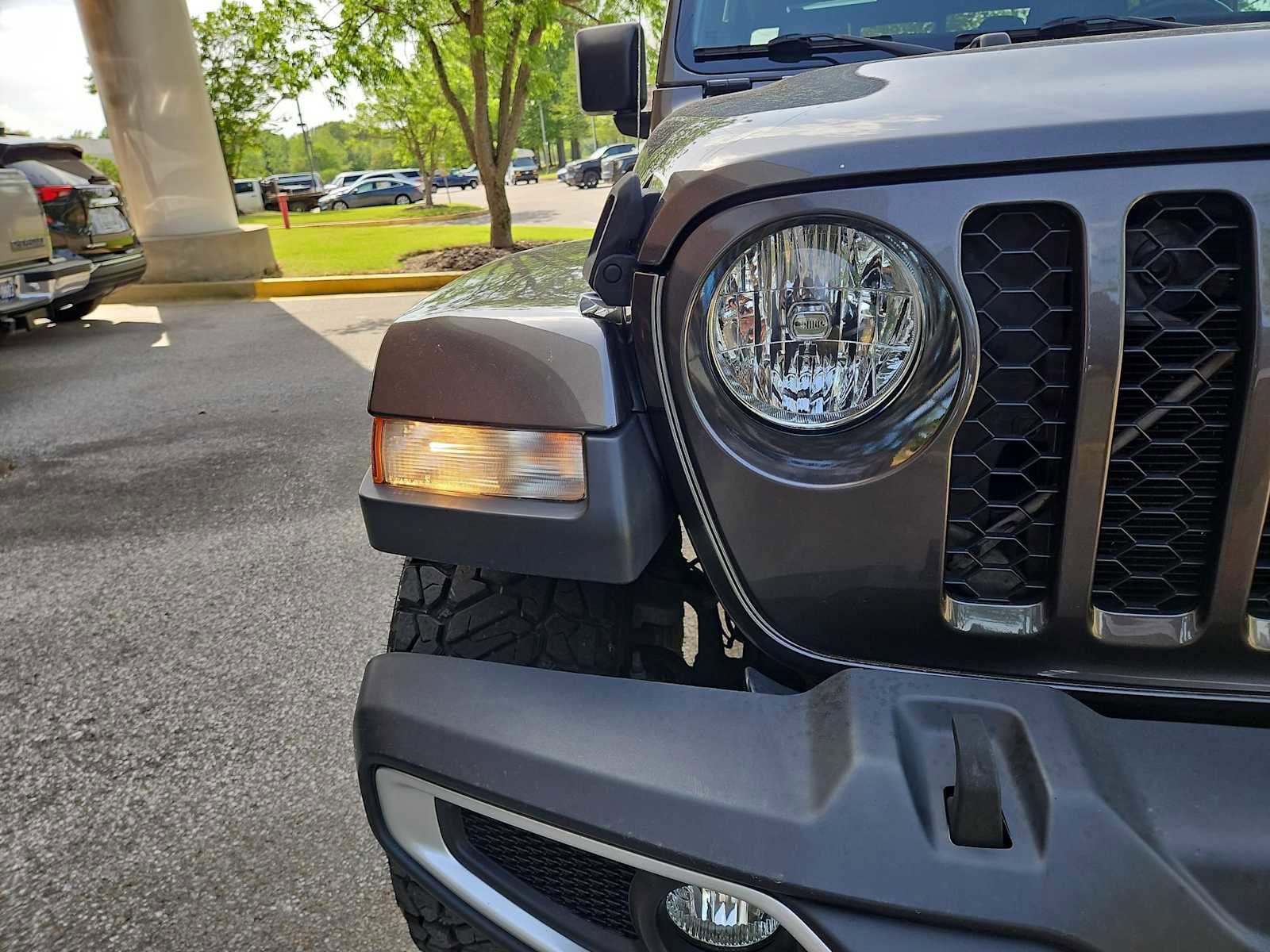 Used 2020 Jeep Gladiator Sport w/ Quick Order Package 24S image 11