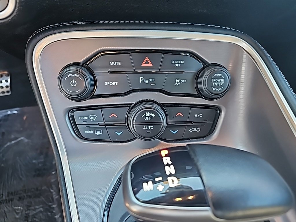 Certified 2022 Dodge Challenger R/T image 22