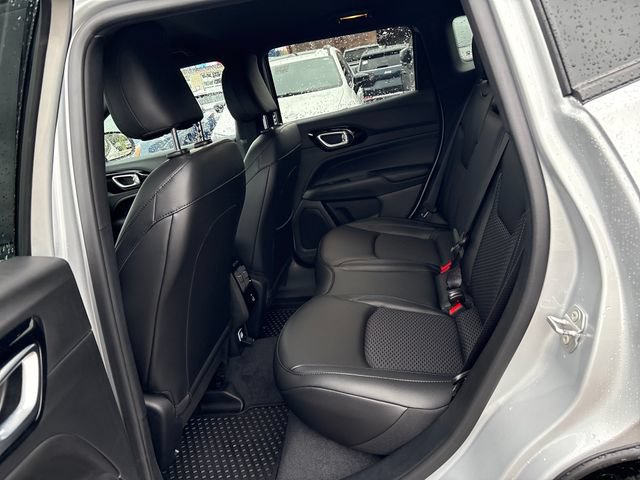 New 2026 Jeep Compass Latitude AWD/4WD image 21