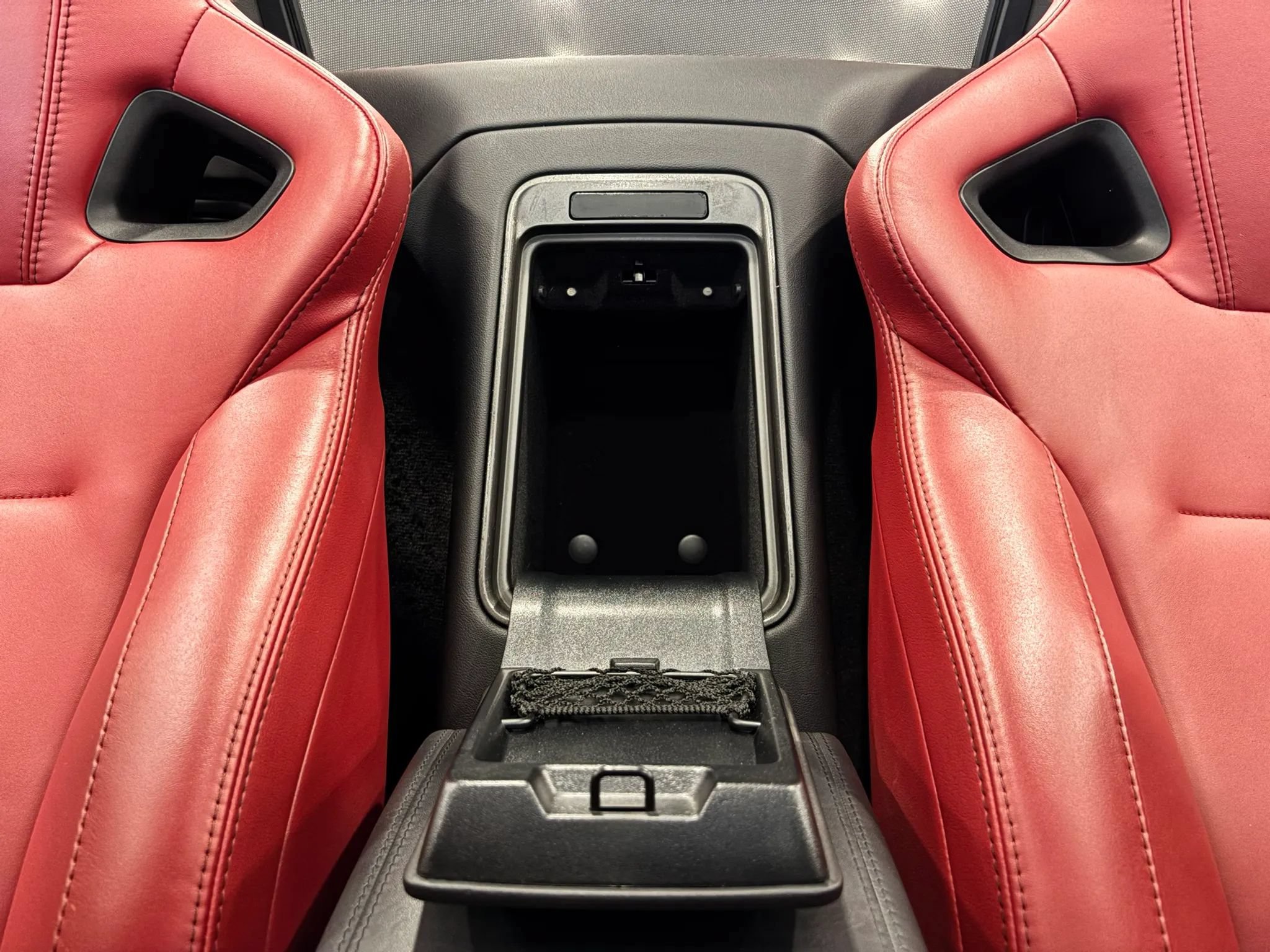 Used 2014 Jaguar F-TYPE S RWD image 46