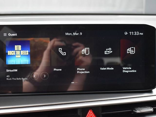 Certified 2025 Kia Sorento LX image 19