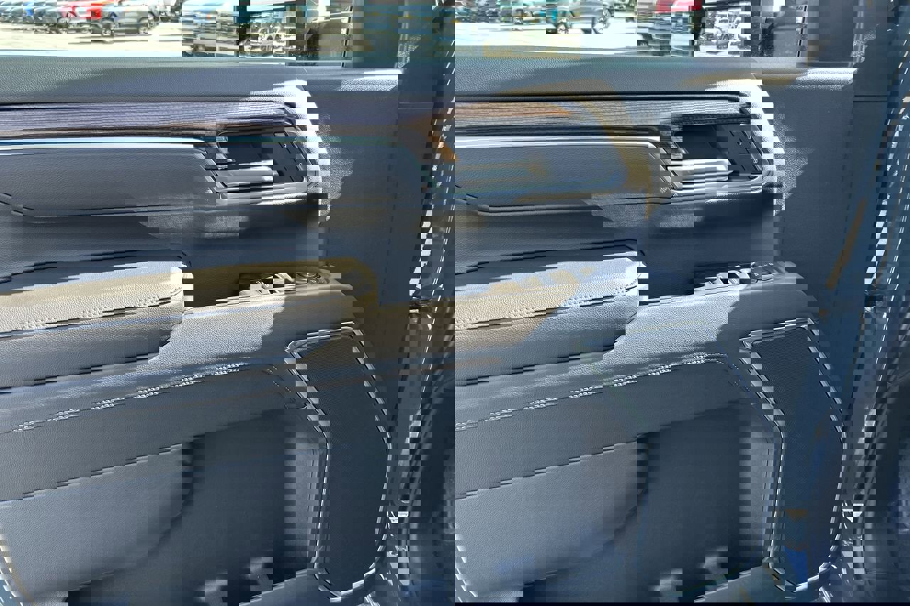 New 2025 Chevrolet Silverado 3500 LT w/ All Star Edition image 20