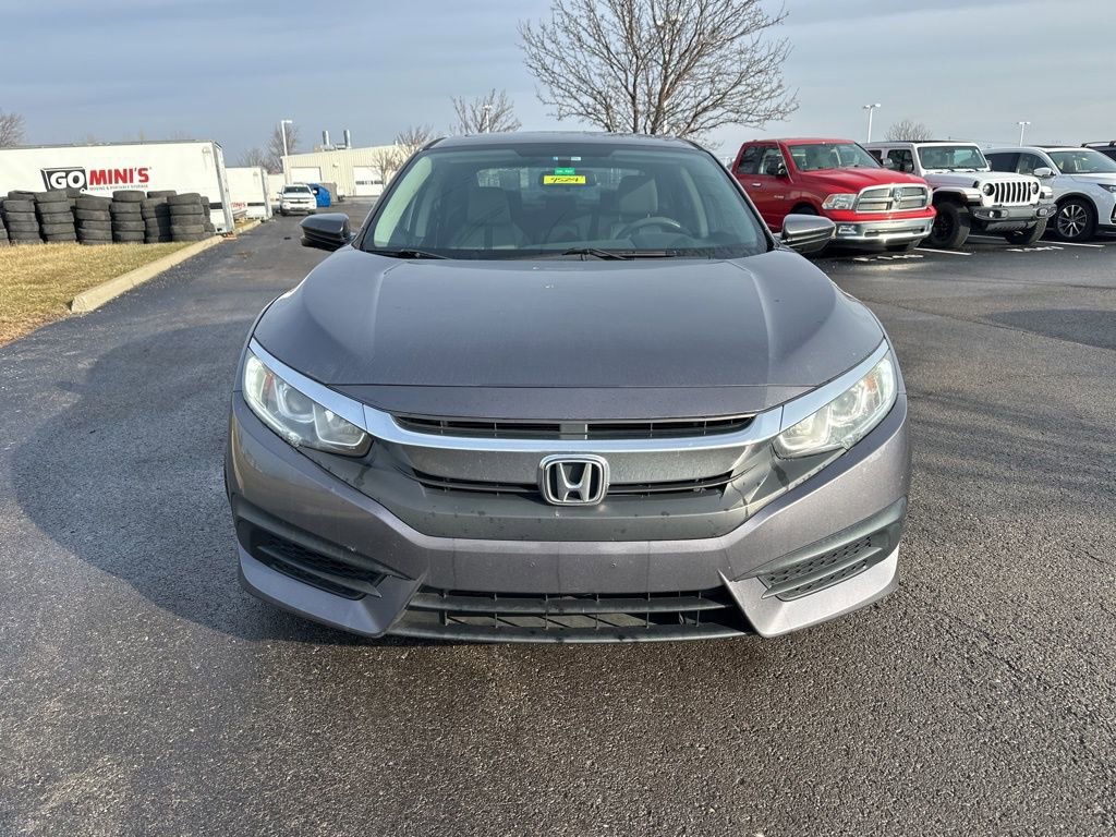 Used 2018 Honda Civic EX image 2