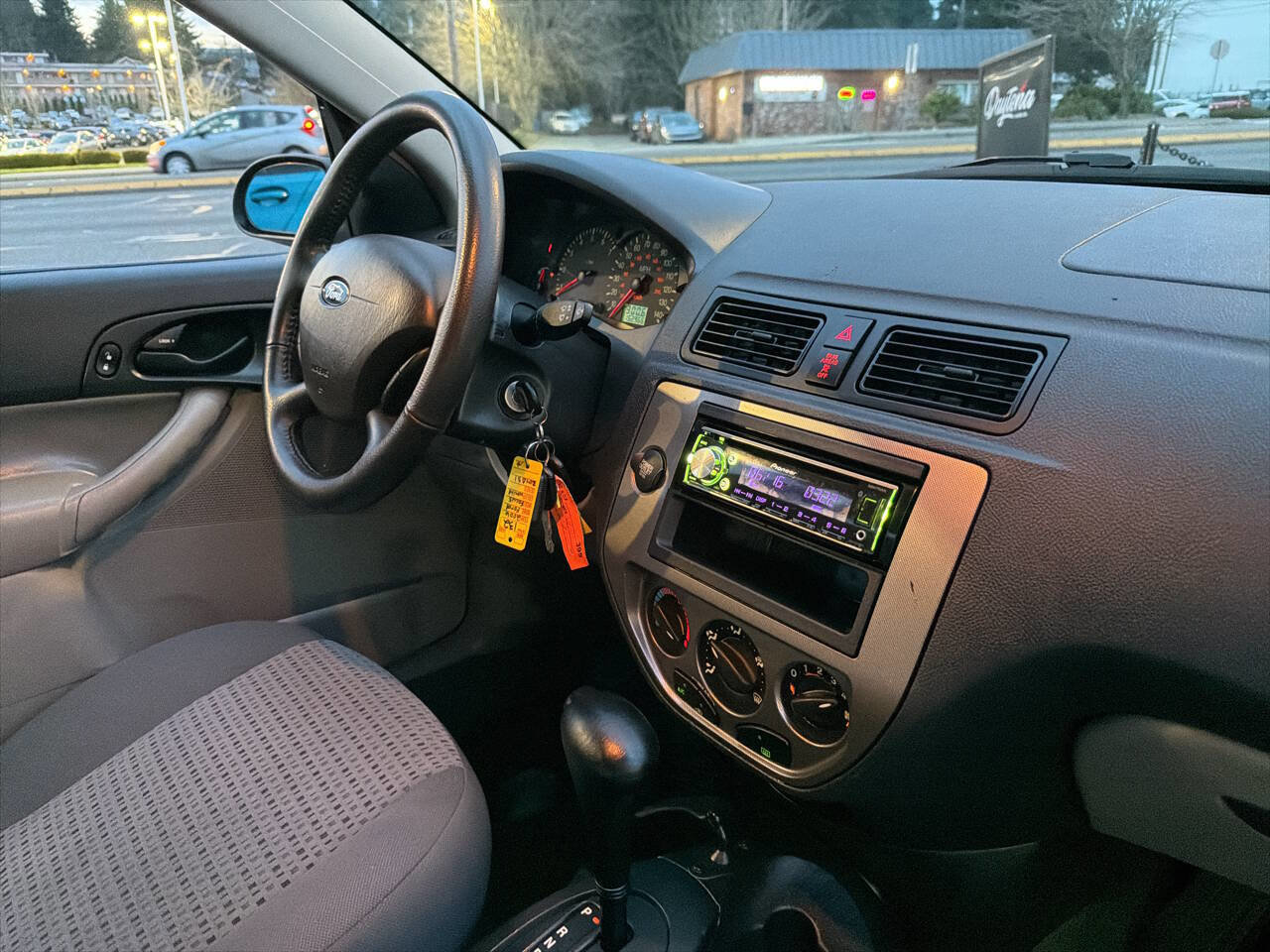 Used 2006 Ford Focus SE image 18