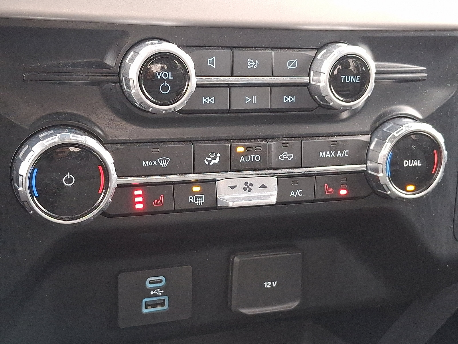 Certified 2023 Ford F150 XLT w/ Equipment Group 302A High image 15