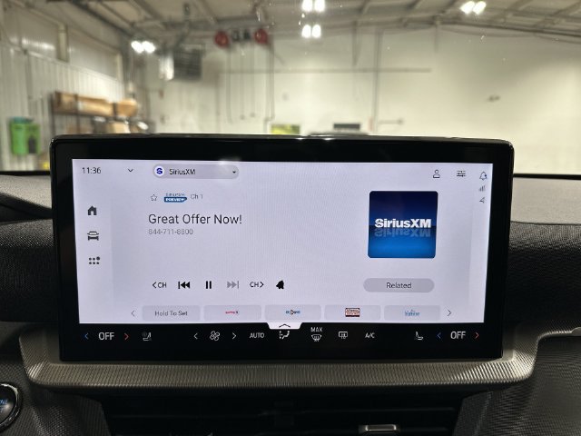 Used 2025 Ford Explorer ST-Line AWD/4WD image 16