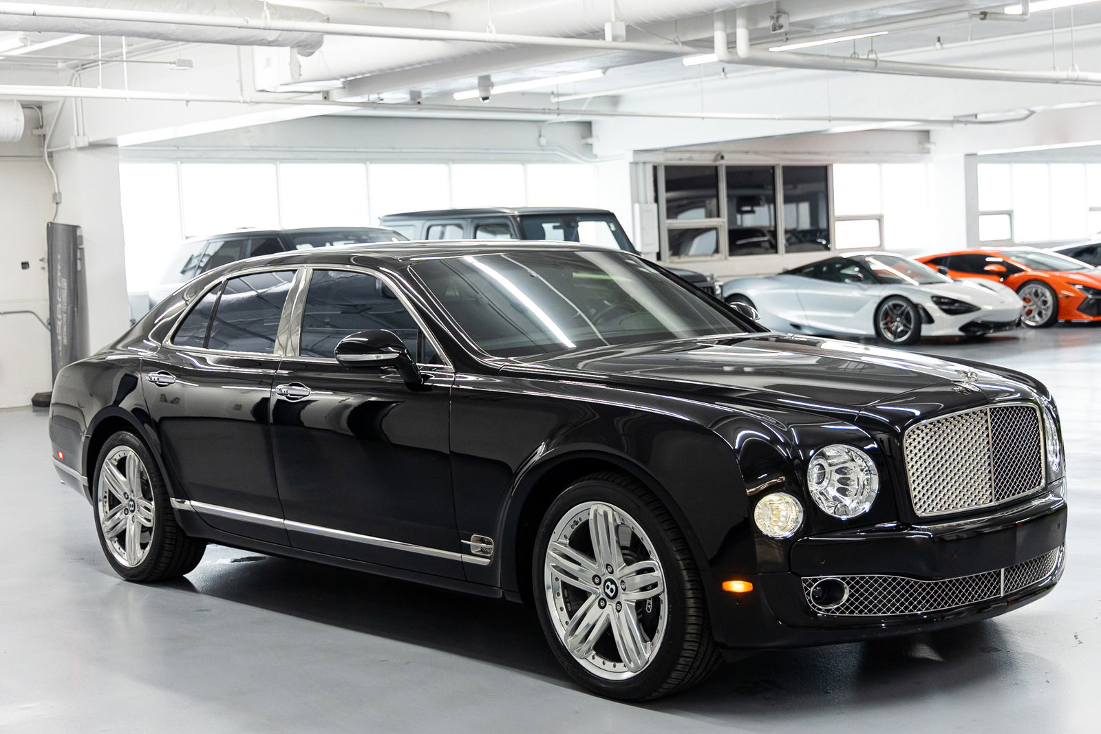 Used 2016 Bentley Mulsanne RWD image 6