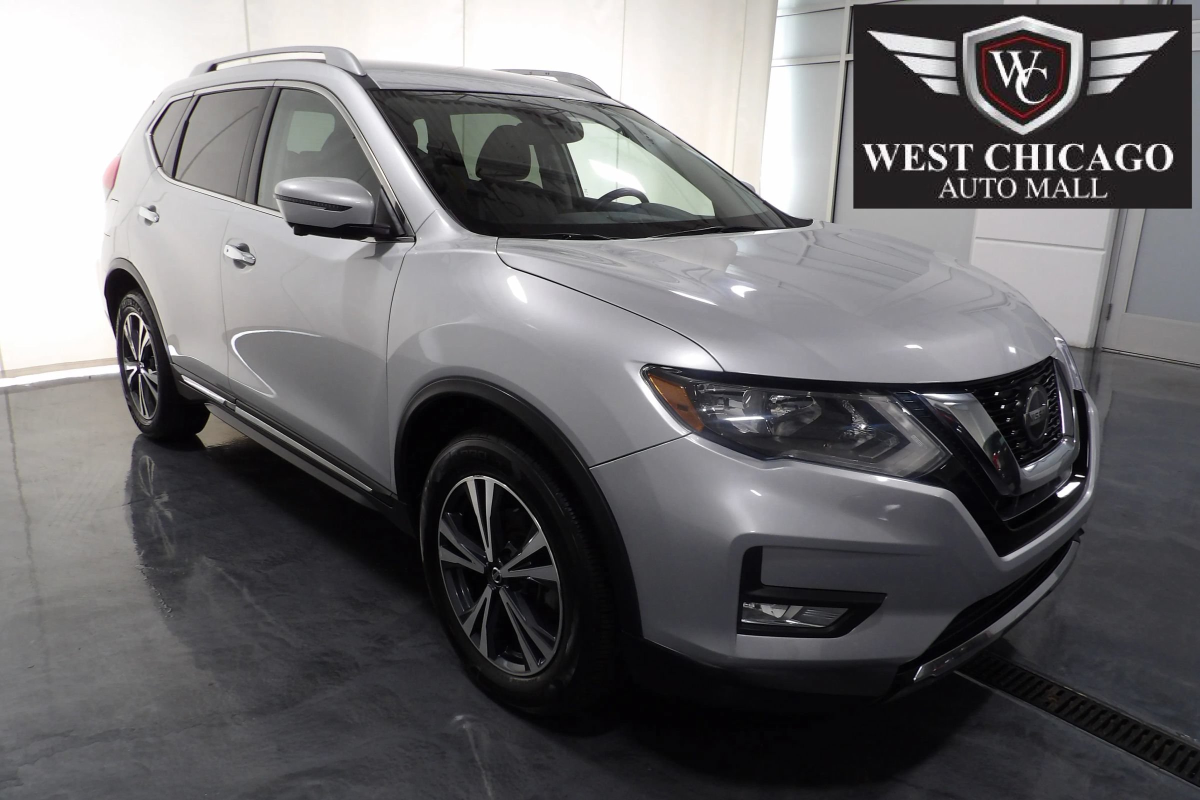 Used 2018 Nissan Rogue SL AWD/4WD image 1
