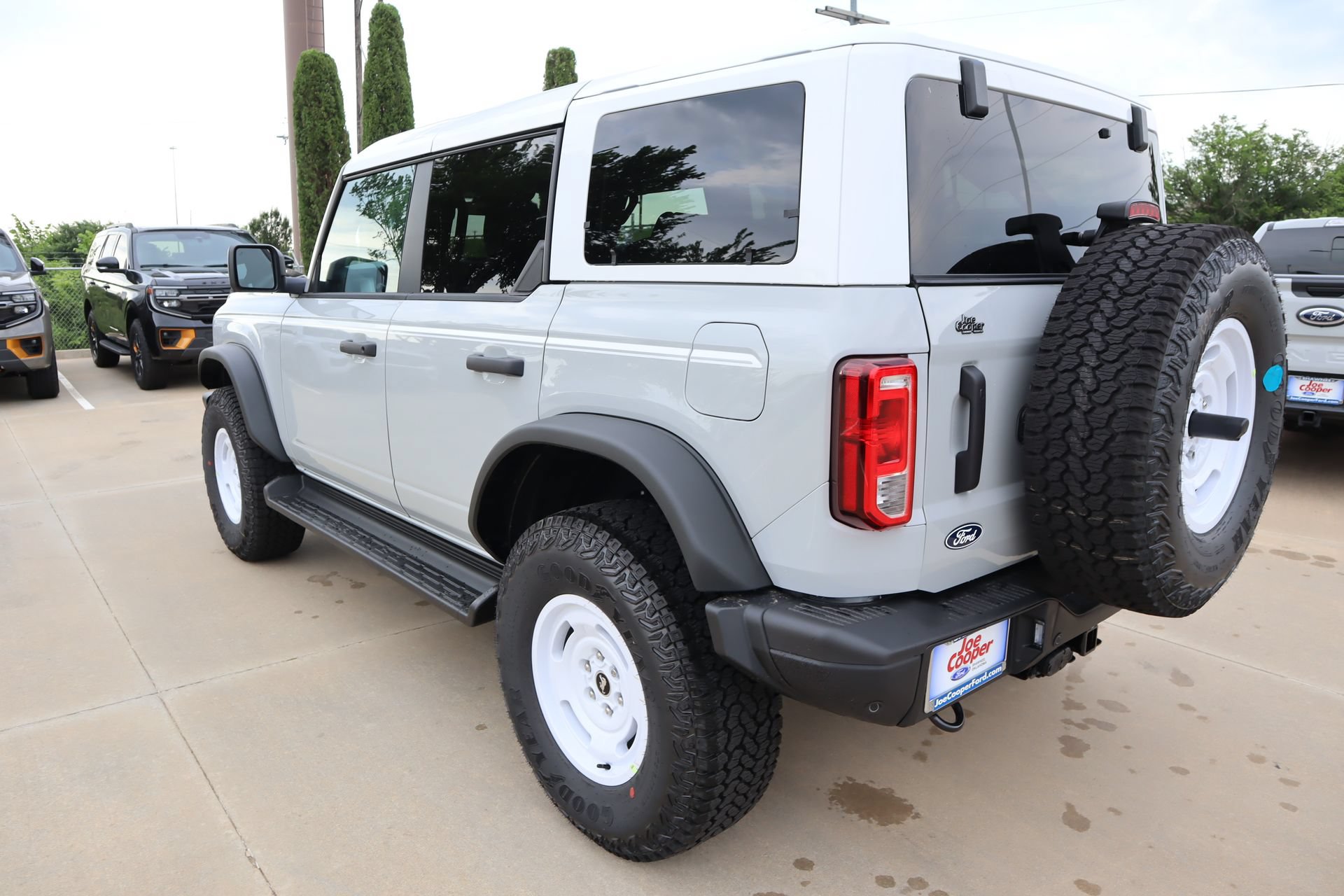 New 2026 Ford Bronco Heritage Edition AWD/4WD image 23