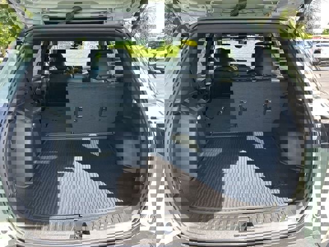 New 2026 Chevrolet Equinox LT w/ Convenience Package II image 32