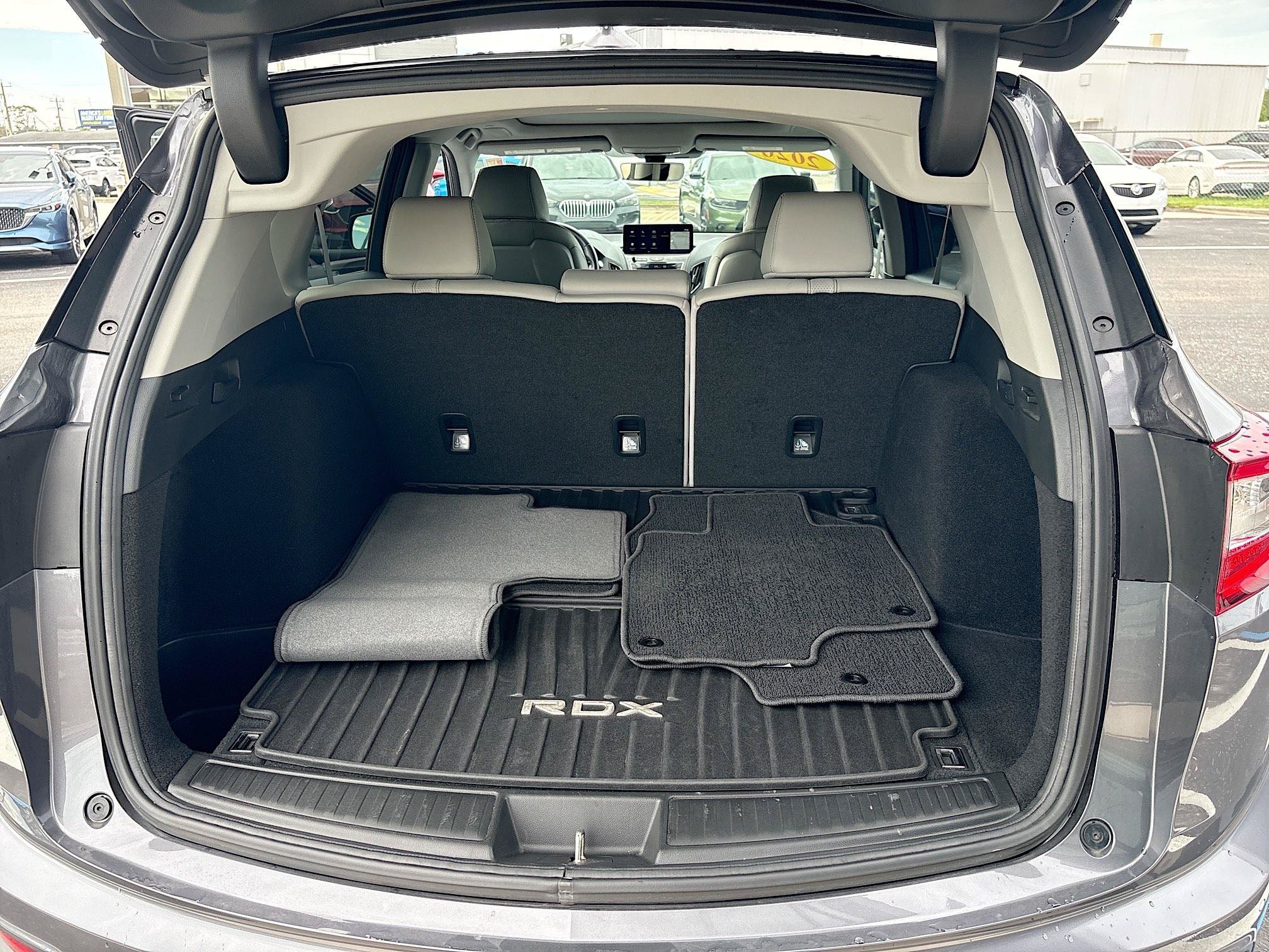 Used 2020 Acura RDX w/ Technology Package FWD image 17