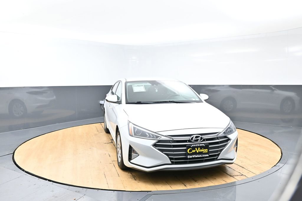 Used 2020 Hyundai Elantra SE w/ Cargo Package (C1) FWD image 5