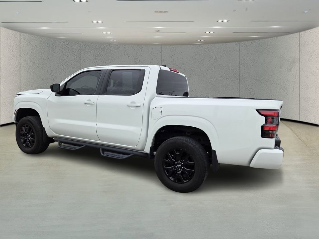 Used 2023 Nissan Frontier SV w/ Midnight Edition Package image 5