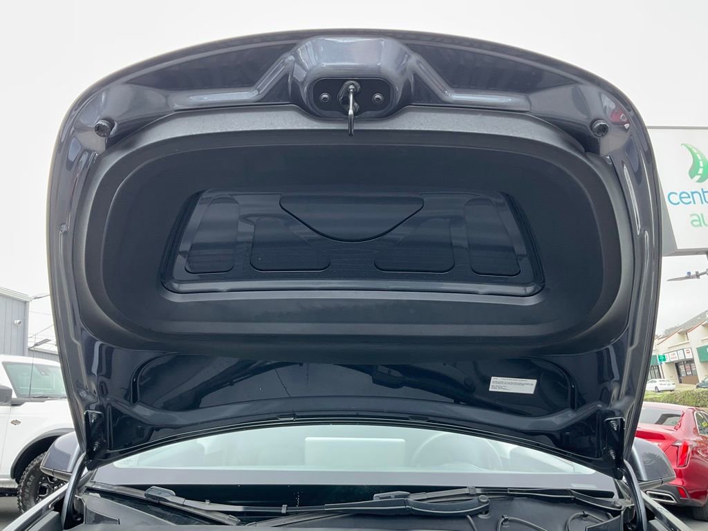 Used 2023 Tesla Model Y 2WD image 13