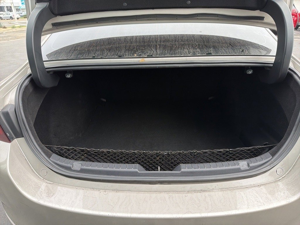 Used 2022 MAZDA MAZDA3 s image 9