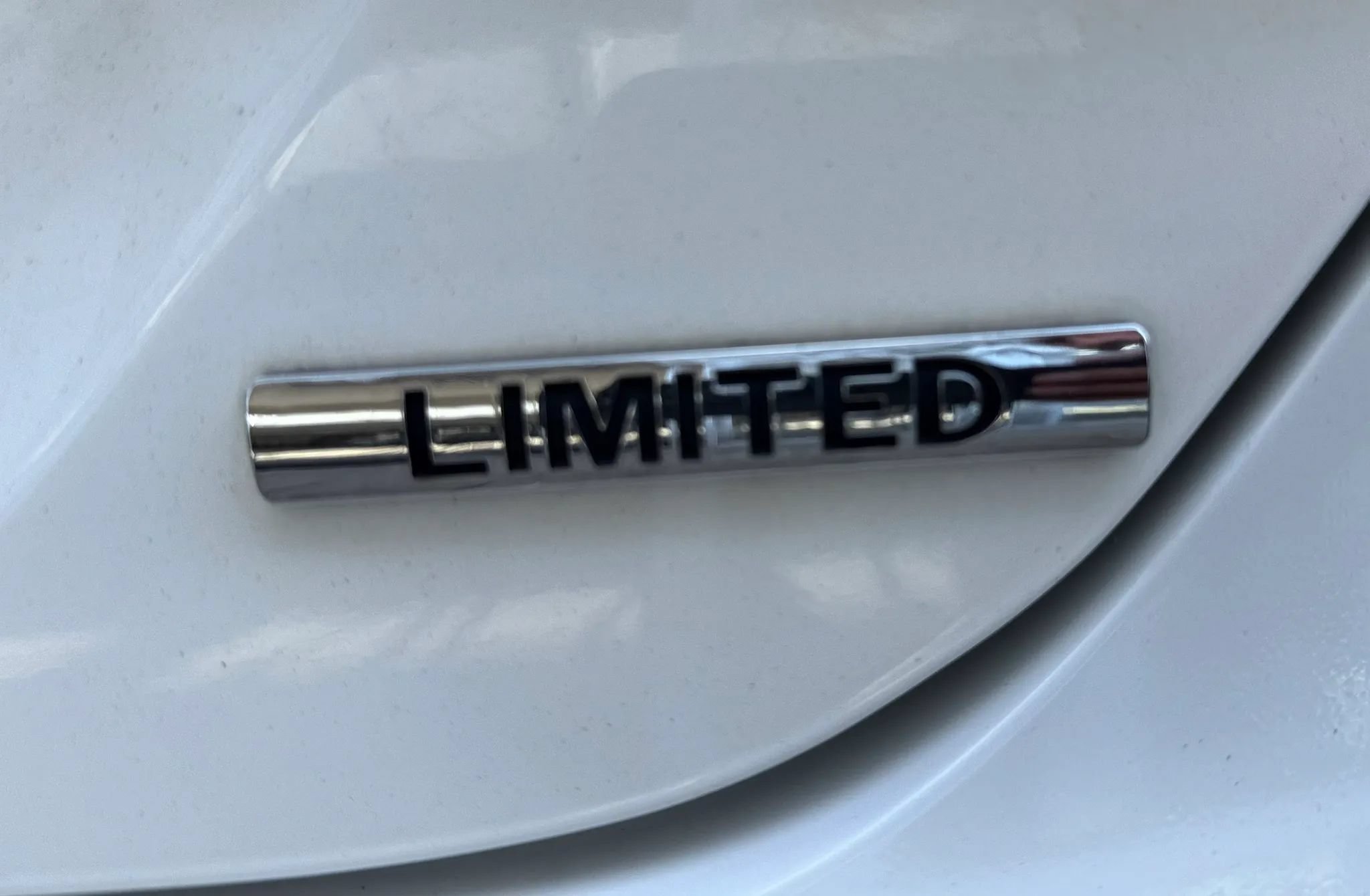 Used 2013 Hyundai Sonata Limited w/ Premium Pkg FWD image 45