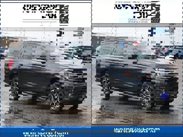 Certified 2023 Ford Expedition Max XLT image 1