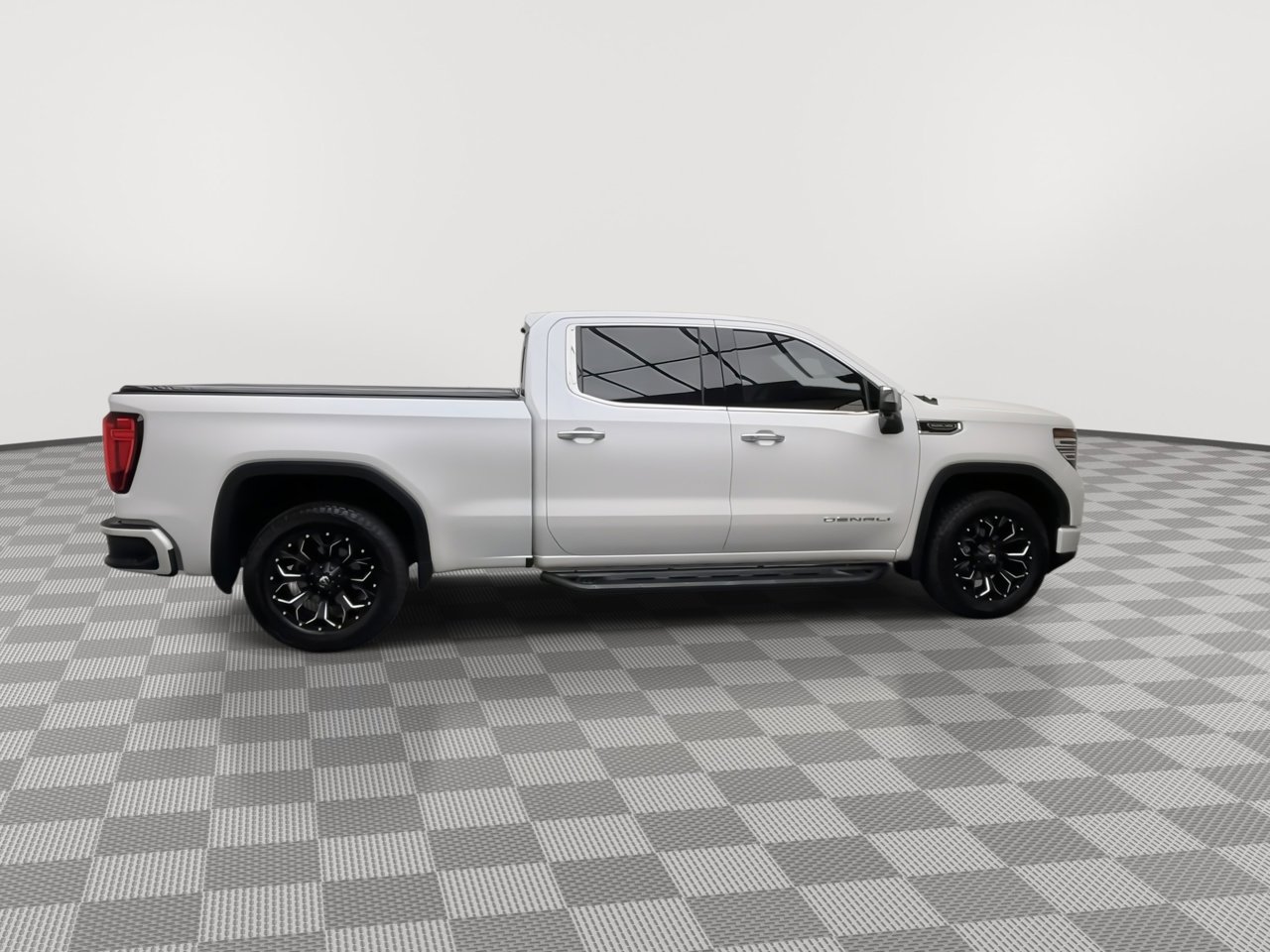 Used 2024 GMC Sierra 1500 Denali AWD/4WD image 46