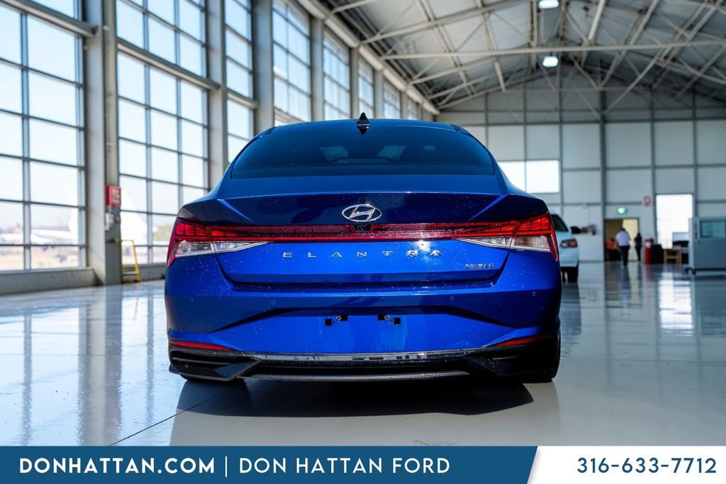 Used 2023 Hyundai Elantra Limited image 26