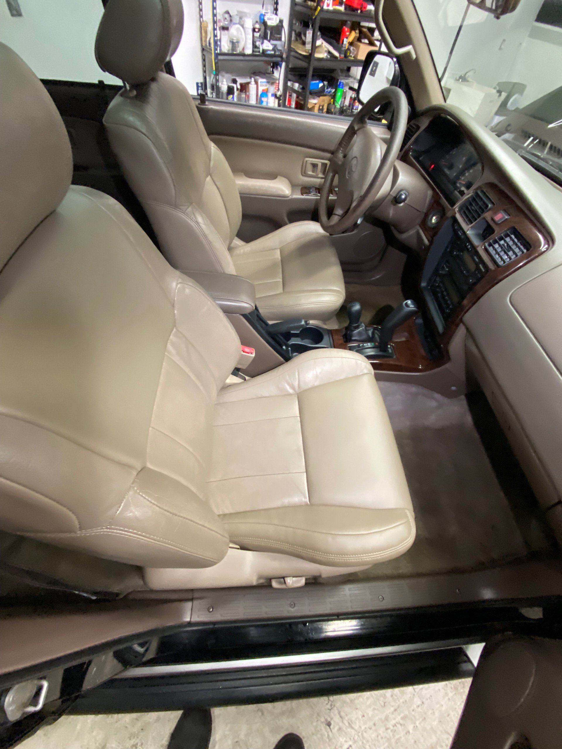 Used 2001 Toyota 4Runner Limited image 10