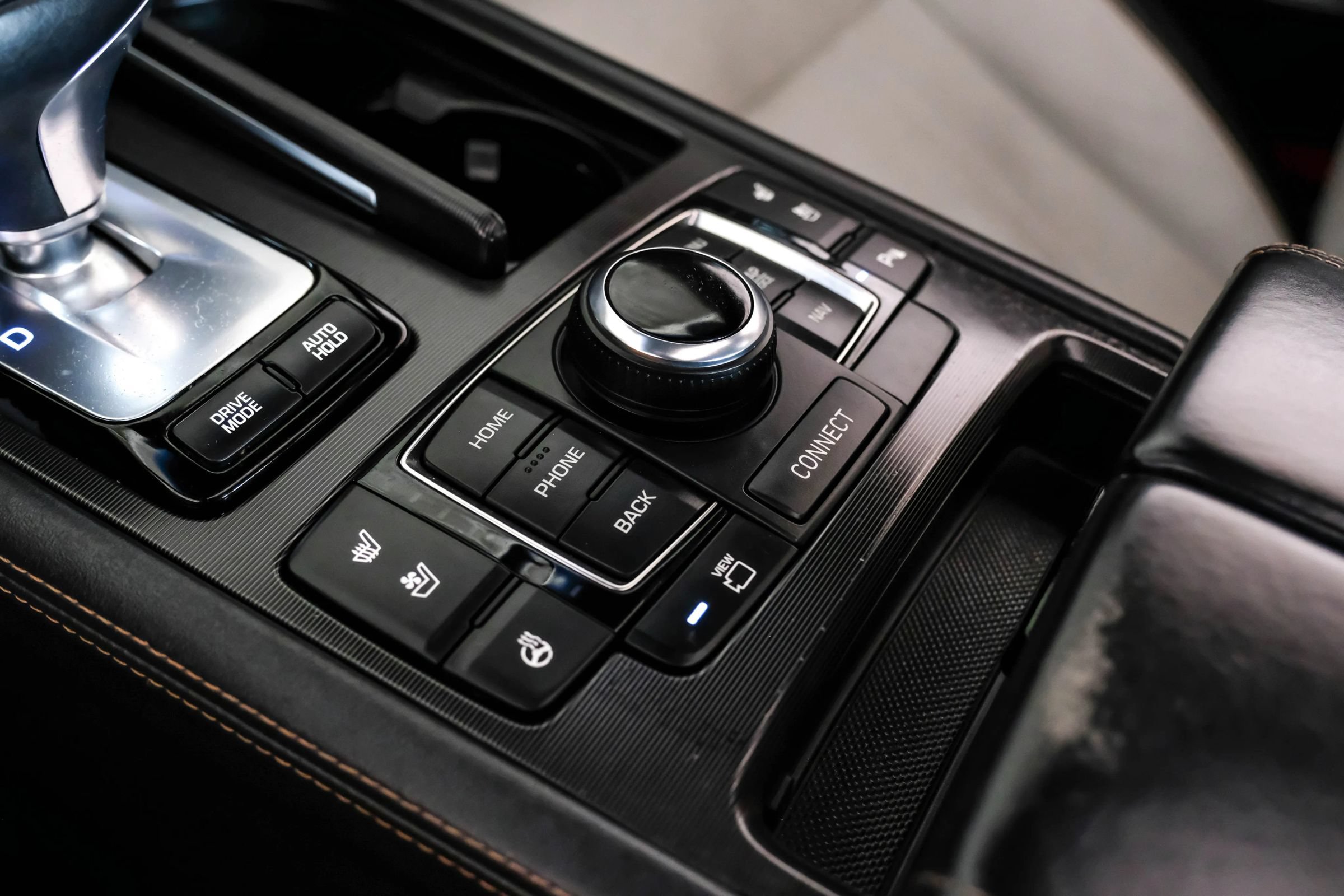 Used 2019 Genesis G80 3.3T Sport RWD image 25