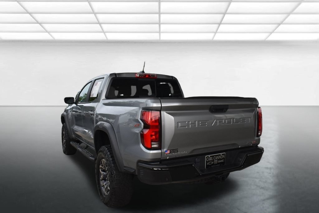 Used 2024 Chevrolet Colorado ZR2 w/ ZR2 Convenience Package III AWD/4WD image 9