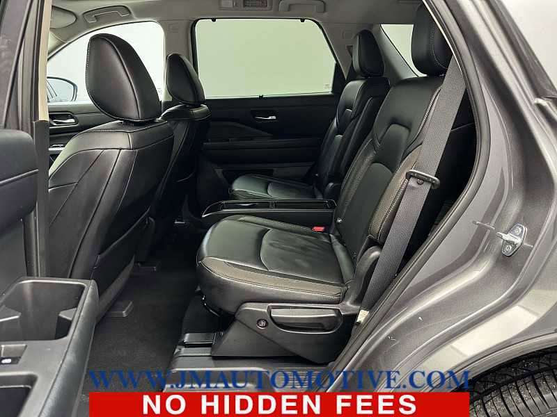 Used 2022 Nissan Pathfinder SL w/ SL Premium Package image 15